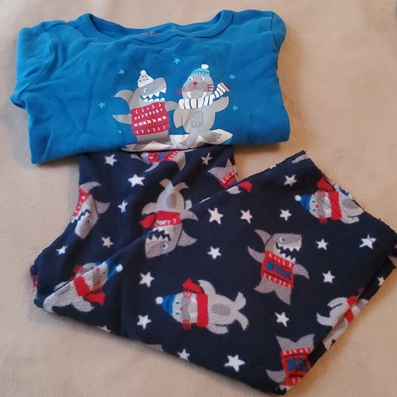 Pajamas - Picture 6 of 7